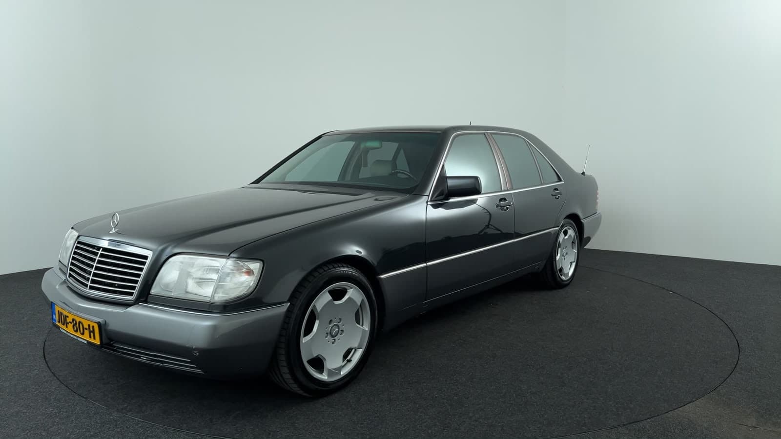 Mercedes-benz S320